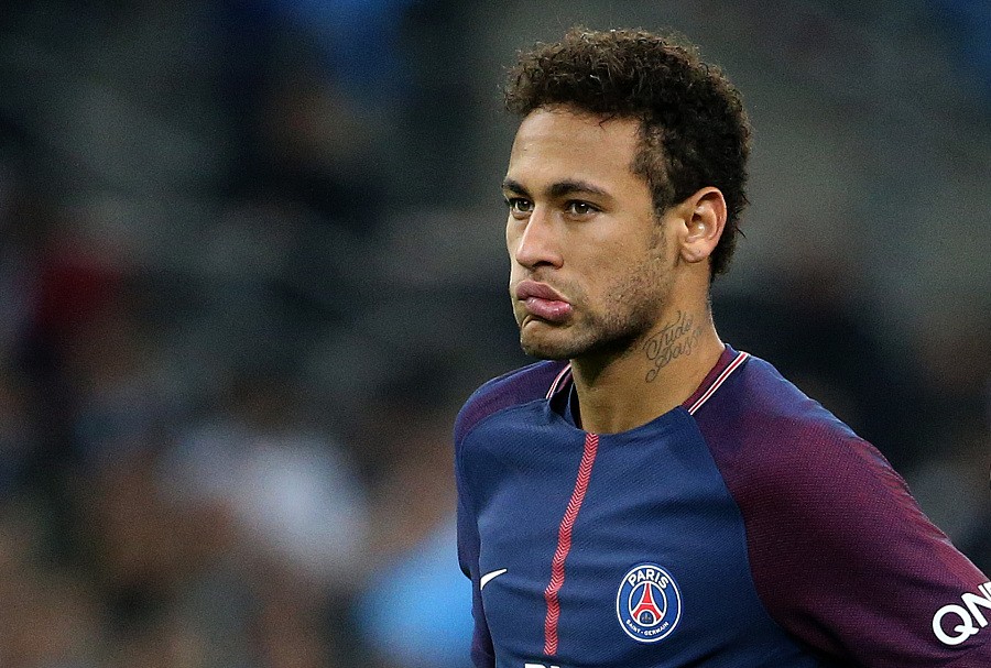 黄蜂伤病报告：三球&塞克斯顿&曼恩集体缺席与掘金一战