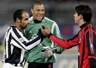 贝恩&卡特半场合计12中2，魔术主场落后背靠背马刺的9分