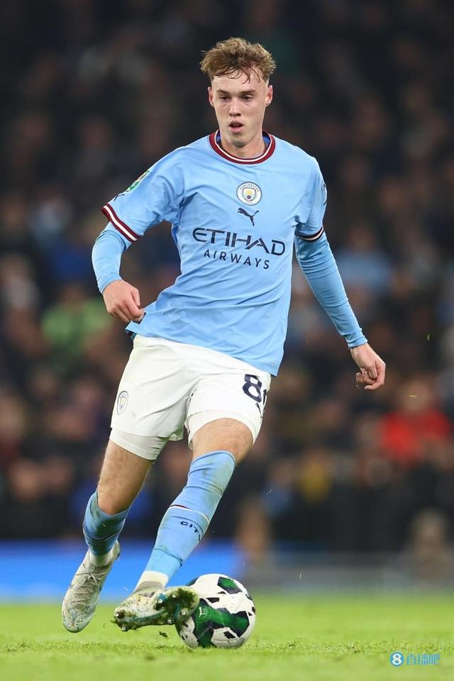 博主：申花在与日职联银靴拉唐谈判，国安有意铁人前锋姆本扎