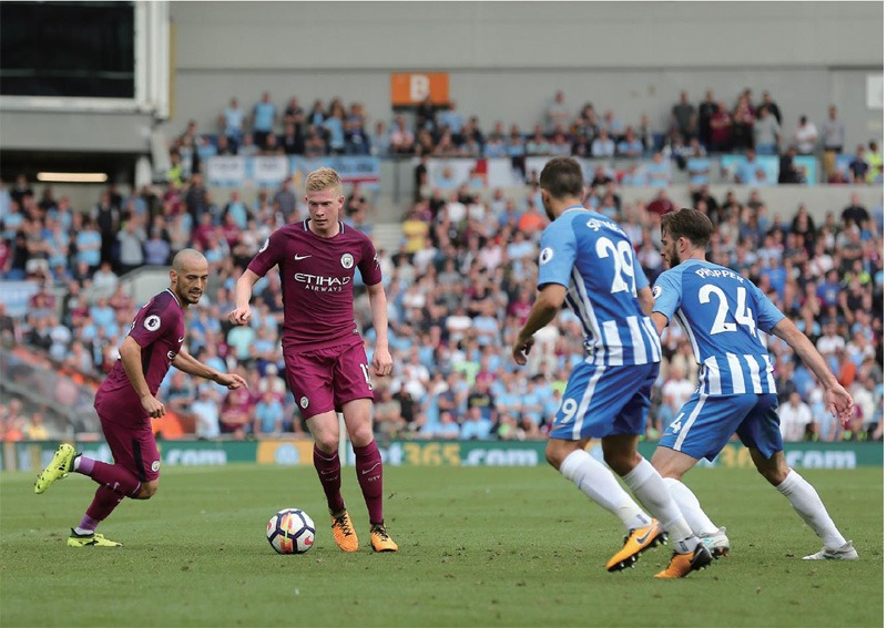 环球足球奖年度最佳教练候选：恩里克、斯洛特、弗里克在列