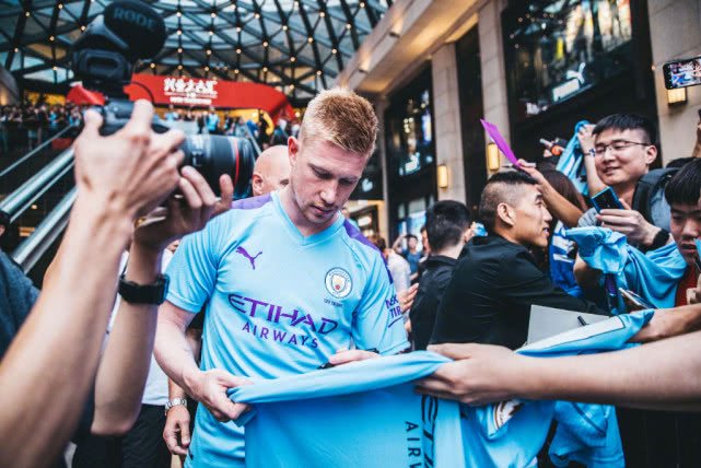 活塞主帅赛后先表达判罚尺度存在不一致，但随后立即闭嘴不谈