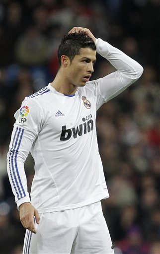 掘金约基奇三双球队大胜快船