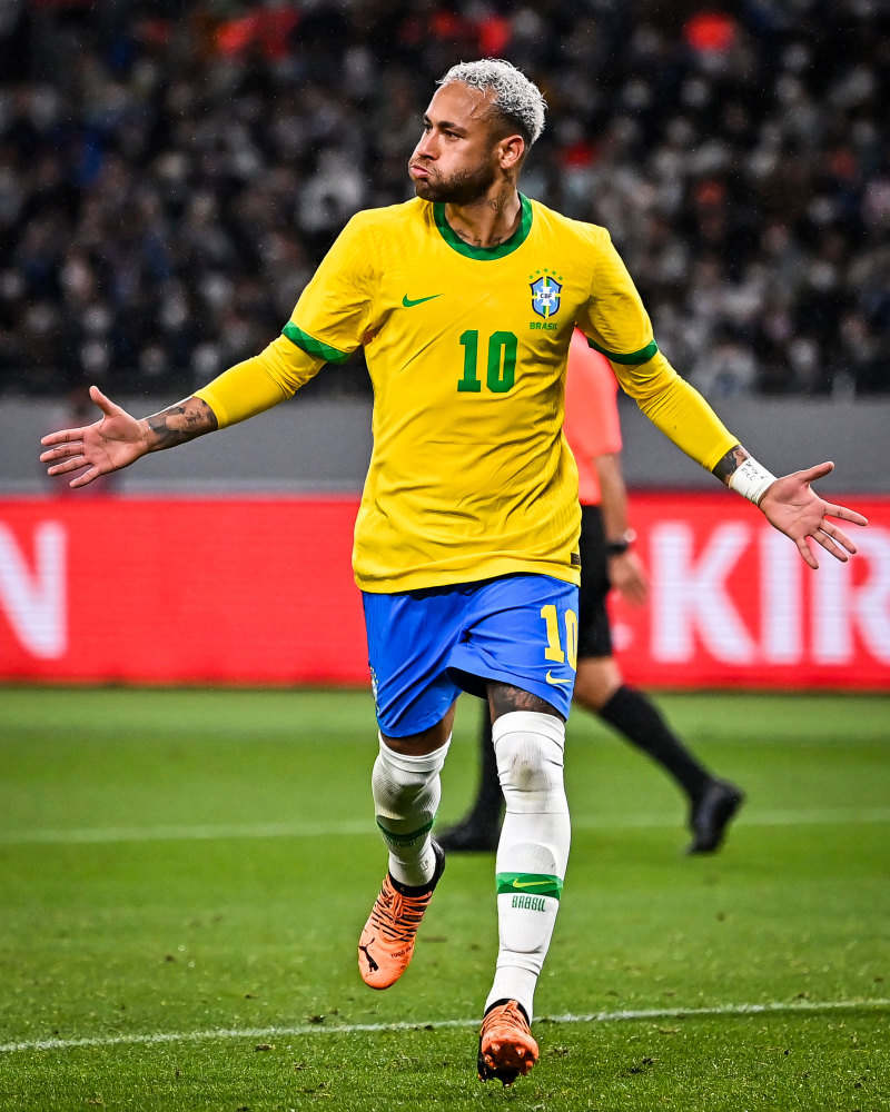 保罗被裁掉后，19年资深快船球迷愤怒脱粉，格里芬点赞